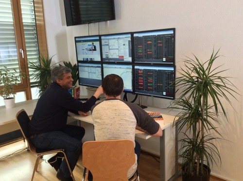 Christian Schlegel Trading - Erfahrungen (2025) Christian Schlegel beim Face-to-Face Coaching