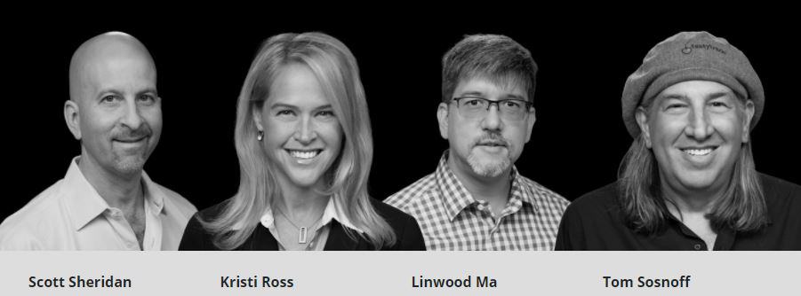 Tastytrade Erfahrungen - Optionen und Futures (2025) Schwarz-Weiß-Porträt der Gründer von Tastytrade: Scott Sheridan, Kristi Ross, Linwood Ma und Tom Sosnoff. Alle vier Personen lächeln, Tom Sosnoff trägt eine Mütze mit dem Tastytrade-Logo.